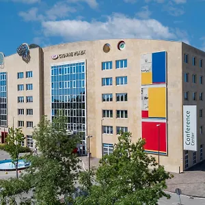 Crowne Plaza Hotel